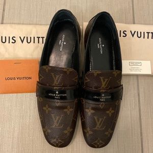 Authentic Louis Vuitton Loafers 38  8